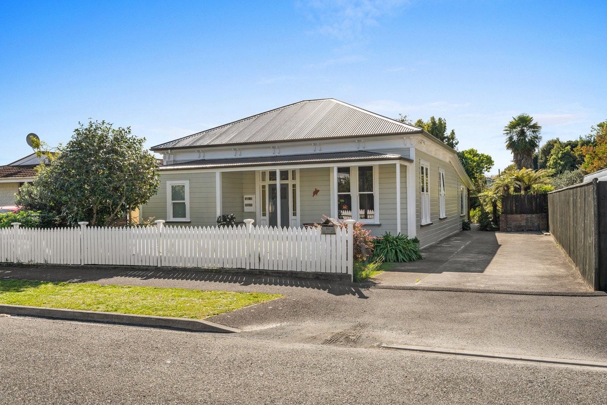 89 Cambria Street, The Wood, Nelson - Carousel 1