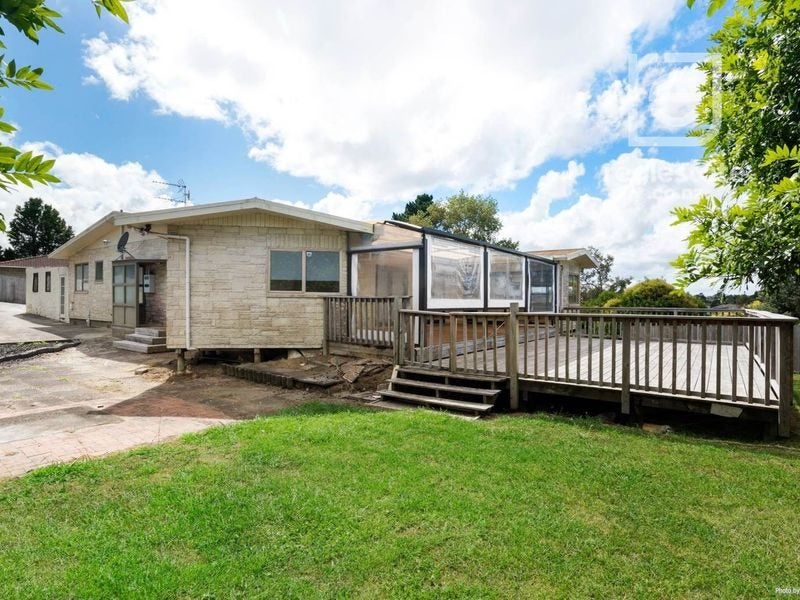 31 Leaver Place, Weymouth, Auckland - Carousel 1