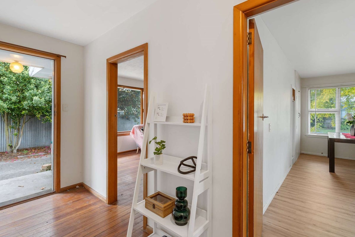 24 Santa Rosa Avenue, Halswell, Christchurch - Carousel 2