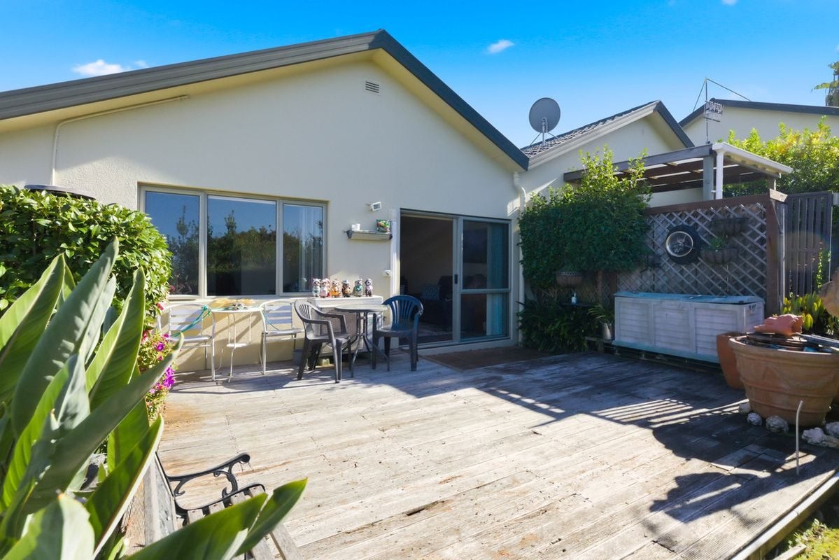 2/41 Manchester Way, Judea, Tauranga - Carousel 2