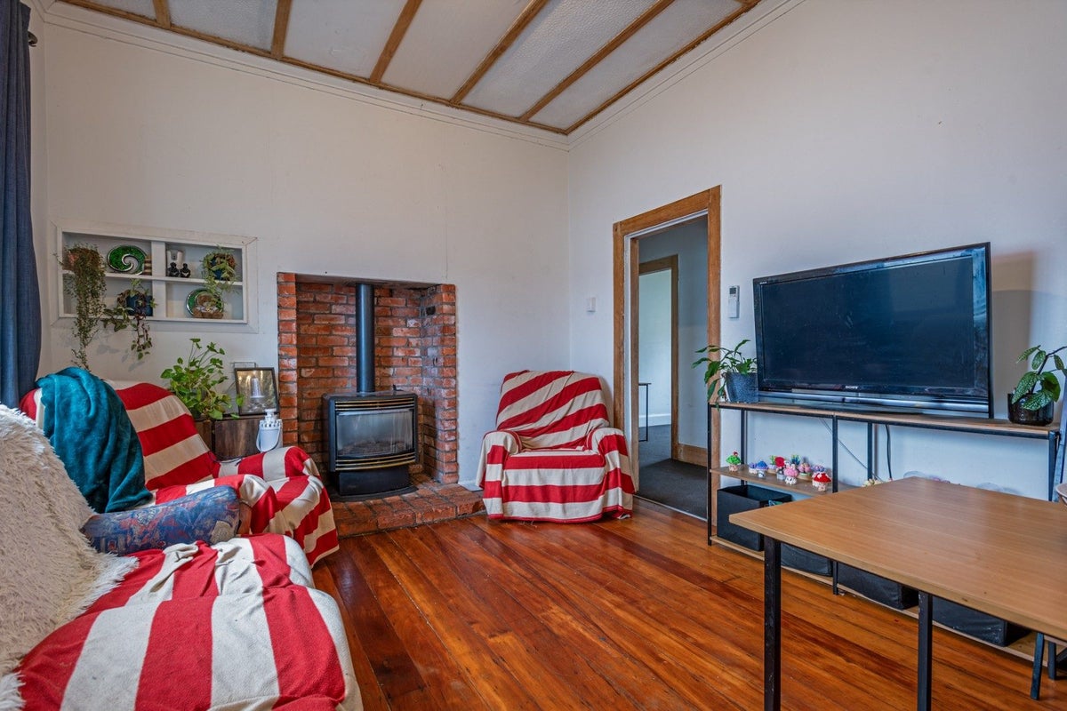 7B McGregor Street, Milson, Palmerston North - Carousel 2
