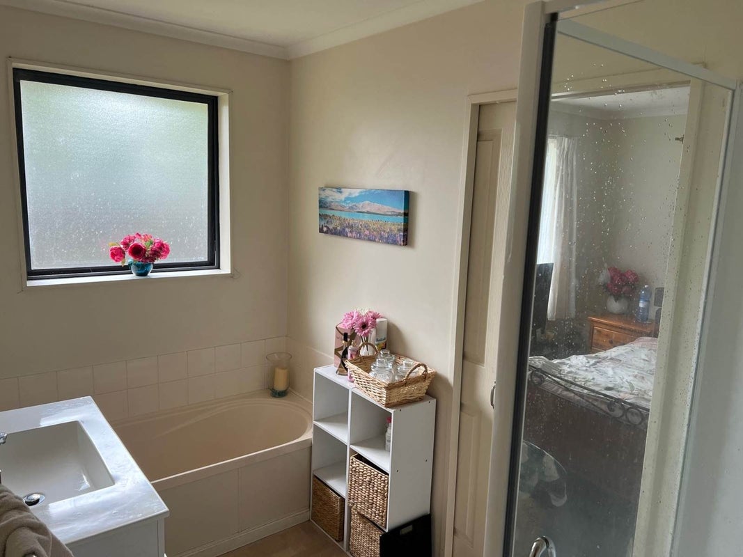 31 Pateke Drive, Takanini, Auckland - Carousel 7