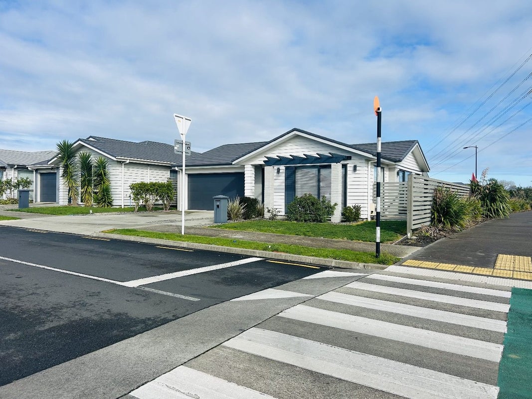 38 Gum Spear Road, Takanini, Auckland - Carousel 2