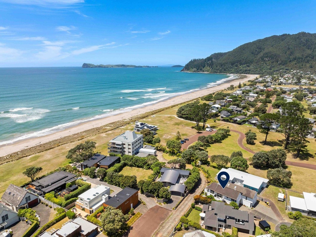 10A Justintime, Pauanui - Carousel 1