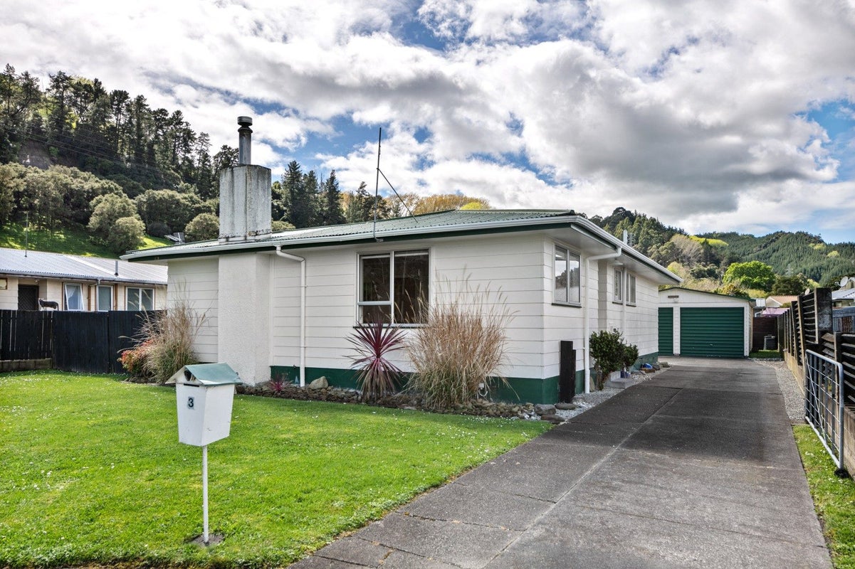 3 Campbell Street, Mangapapa, Gisborne - Carousel 1