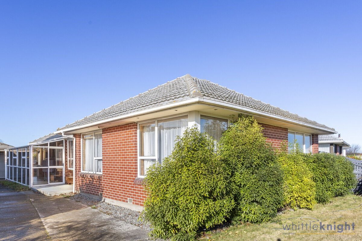 19 Dunstan Crescent, Hornby, Christchurch - Carousel 1