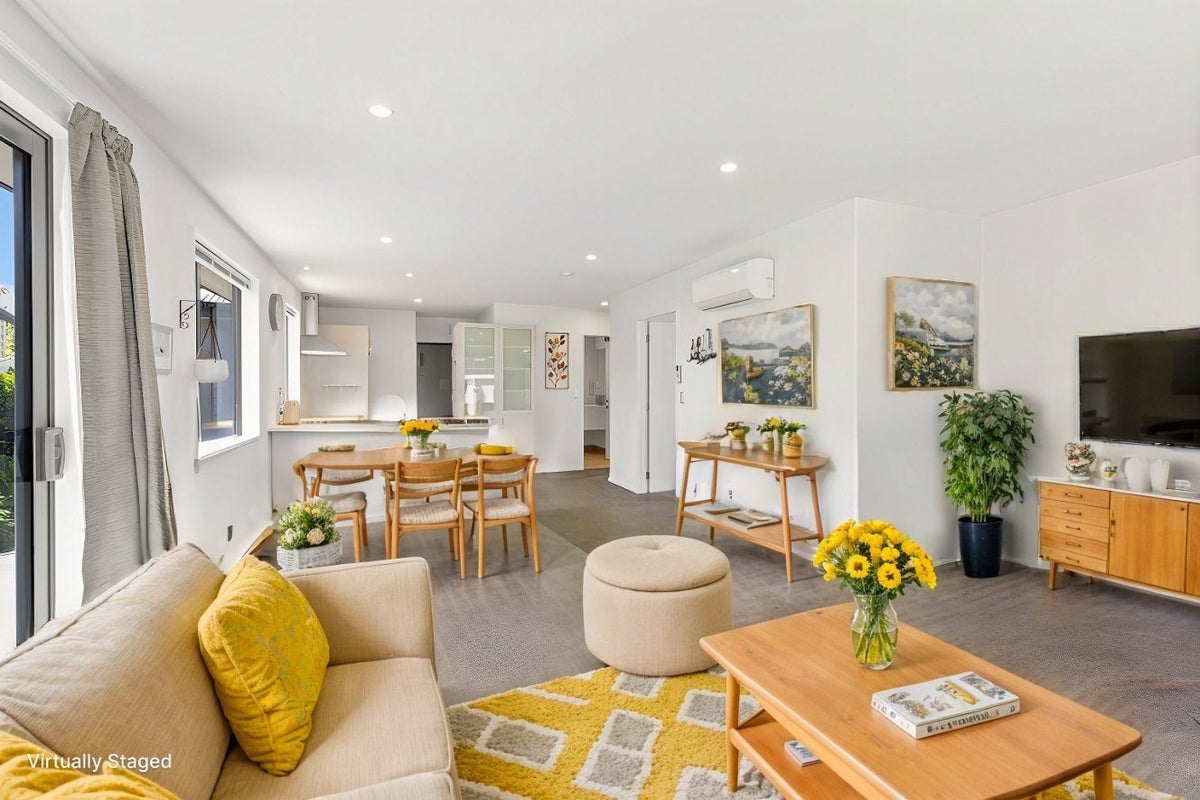 72B Wilsons Road South, Saint Martins, Christchurch - Carousel 2