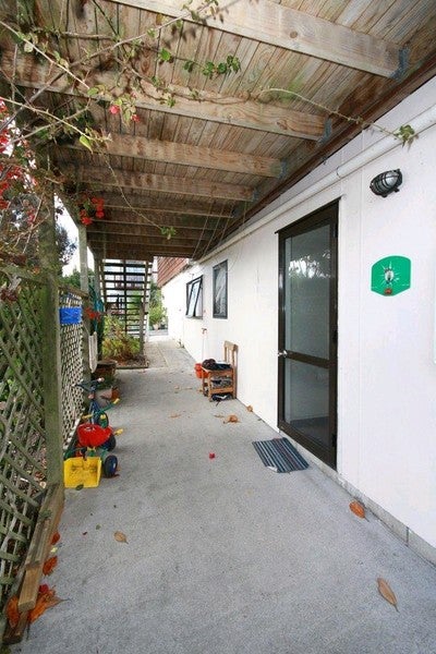 5B Utting Street, Birkdale, Auckland - Carousel 18