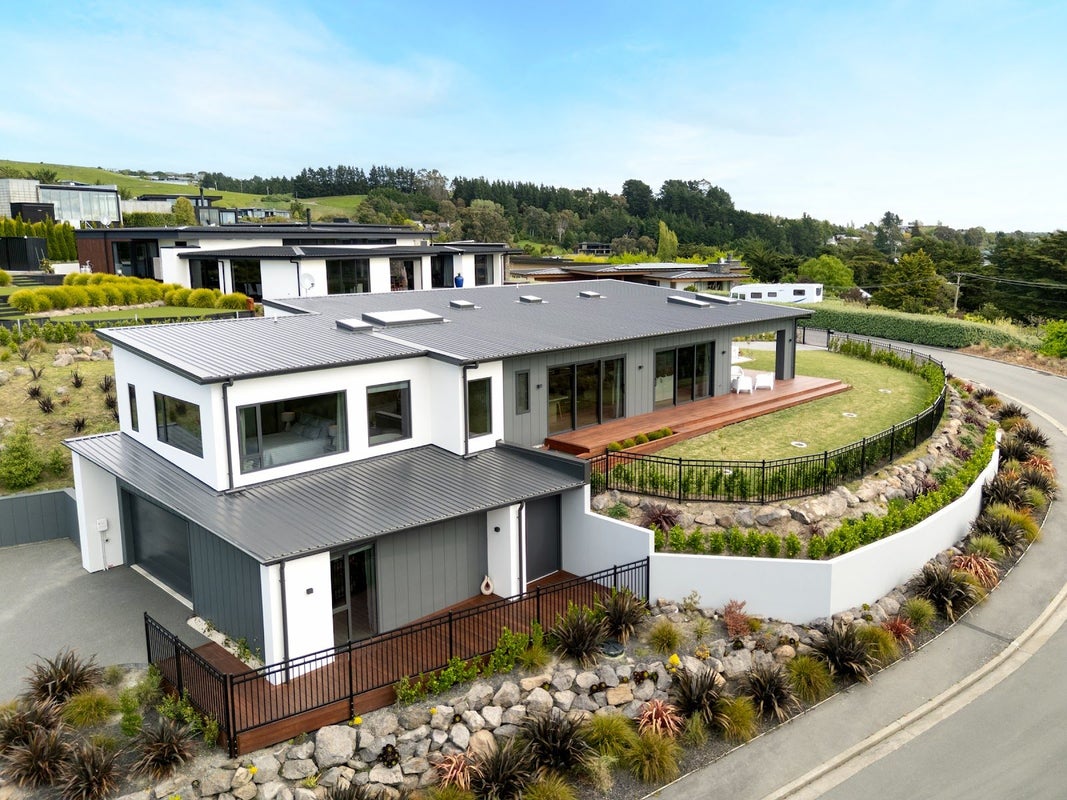 6 Hewers Lane, Kennedys Bush, Christchurch - Carousel 1