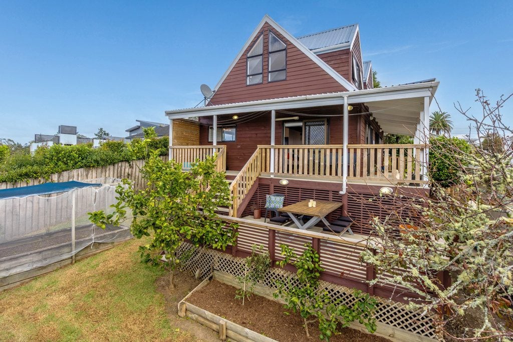 462A Whangaparaoa Road, Stanmore Bay, Whangaparaoa - Carousel 2