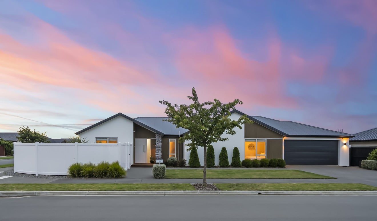 10 Brooklands Street, Burwood, Christchurch - Carousel 1