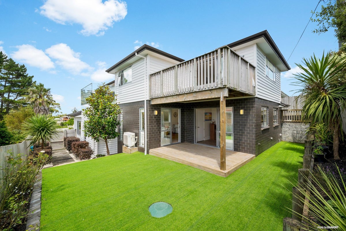C/611 GLENFIELD RD, Totara Vale, Auckland - Carousel 2