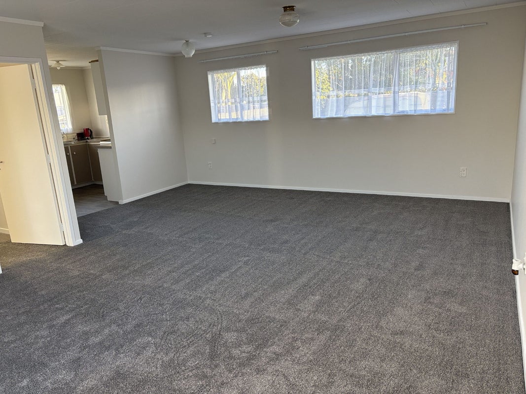 40 Farquhar Road, Glendene, Auckland - Carousel 2