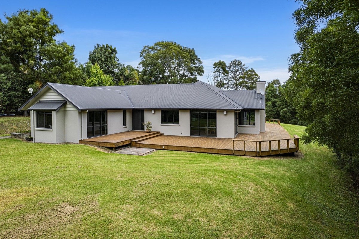 373 Pataua Road, WHAREORA, WHANGAREI - Carousel 1