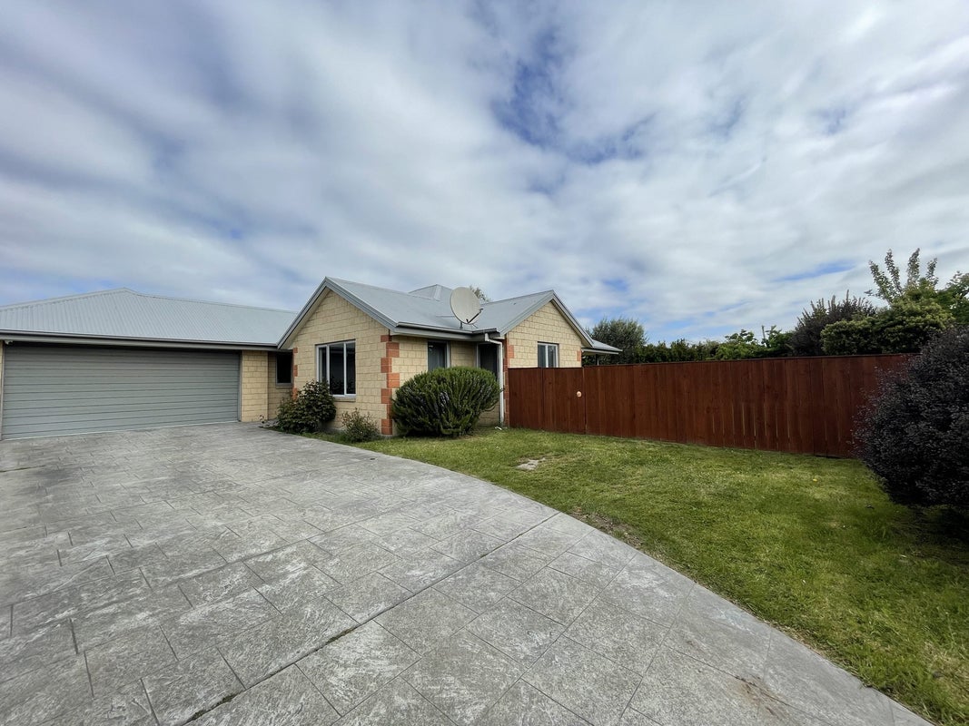 7 Mosquito Place, Wigram, Christchurch - Carousel 1