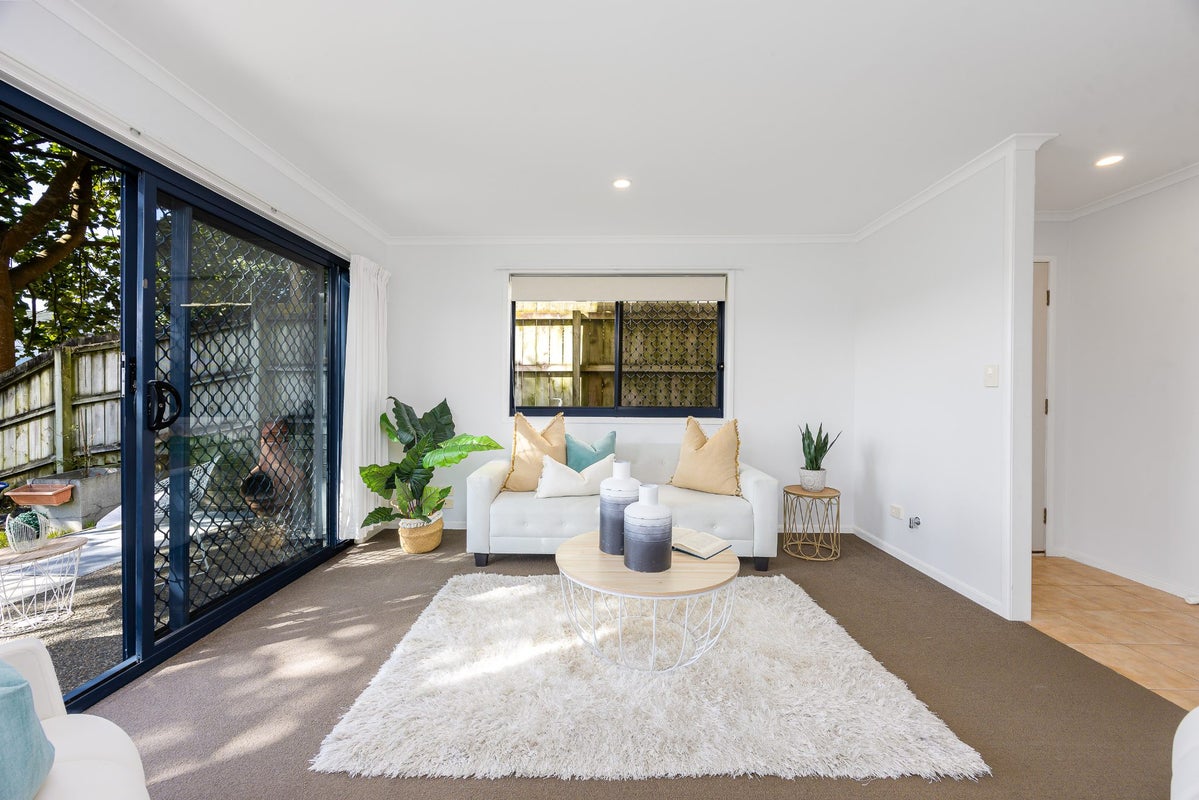 4 Parkwood Crescent, Gulf Harbour, Whangaparaoa - Carousel 2