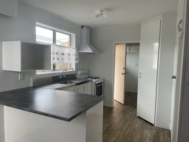 1/6 Cornwall Road, Papatoetoe, Auckland - Carousel 2