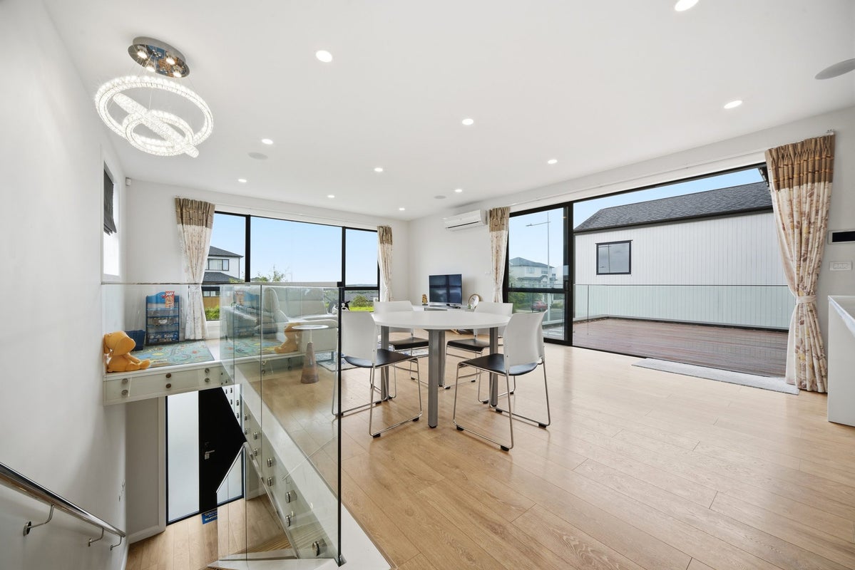 18 Cavalli Road, Long Bay, Auckland - Carousel 2