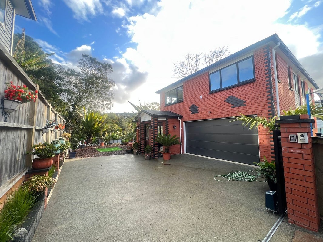 25 Armstrong Place, New Lynn, Auckland - Carousel 2