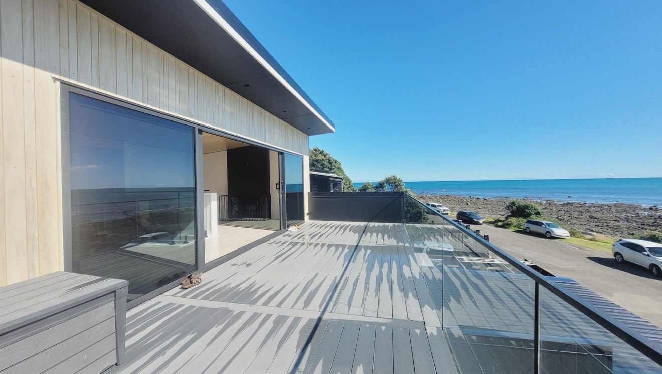32 Ocean Parade, Pukerua Bay, Porirua - Carousel 2