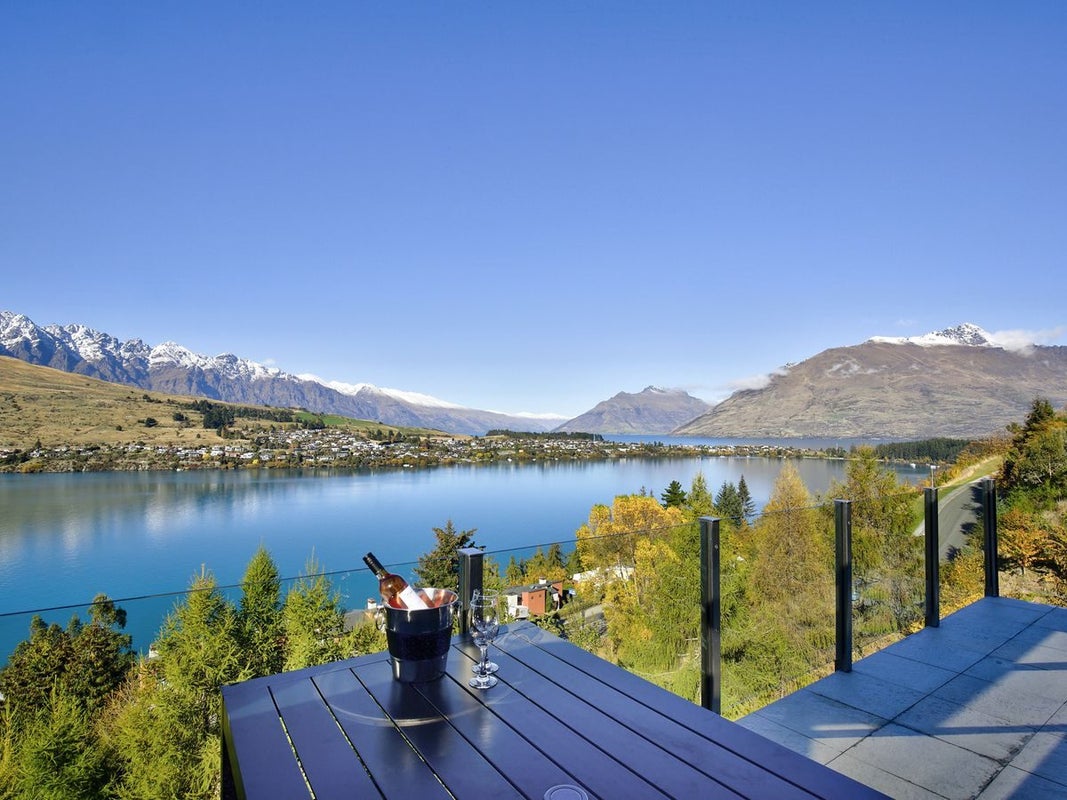1/11 Gum Lane, Queenstown, Queenstown - Carousel 18