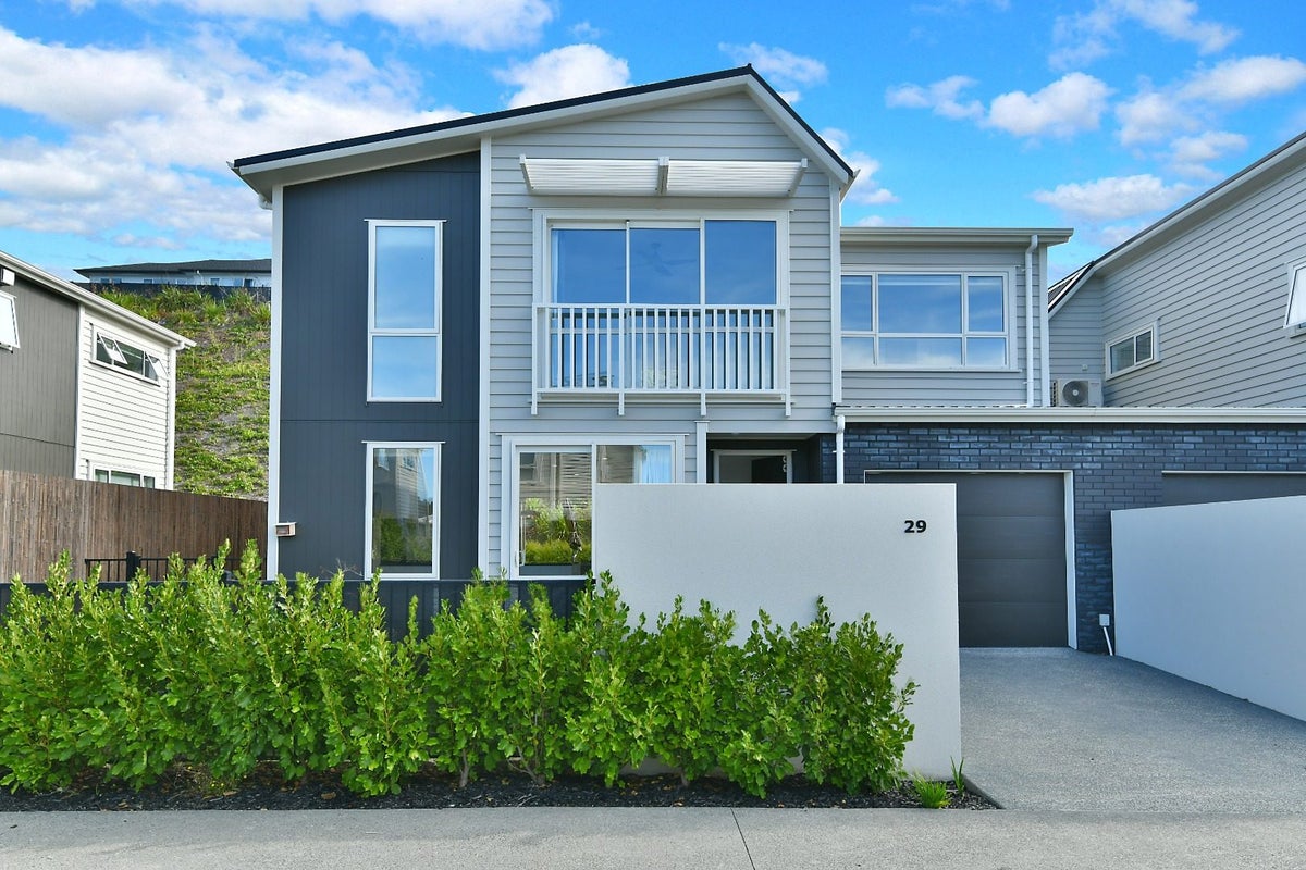29 Sanremo Lane, Stanmore Bay, Whangaparaoa - Carousel 1