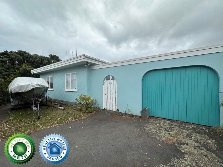 15 Karaka Grove, Raumati Beach, Paraparaumu - Carousel 1