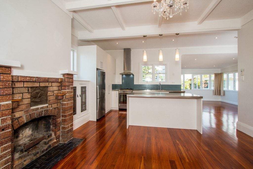 120 West End Road, Westmere, Auckland - Carousel 2