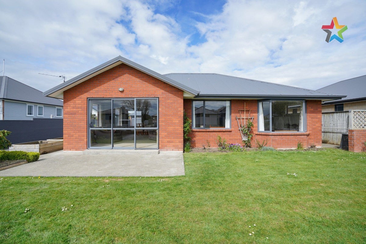 255 George Street, Waverley, Invercargill - Carousel 2
