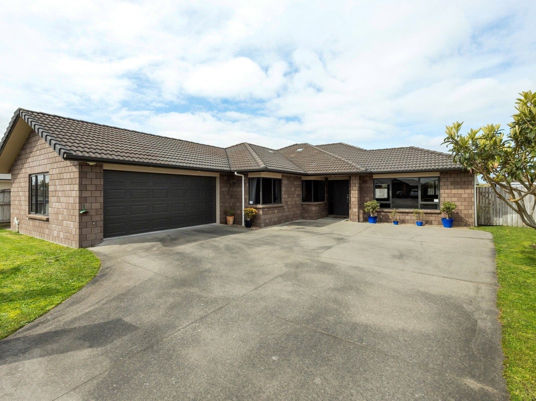 55 Aquila Crescent, Rototuna North, Hamilton - Carousel 1