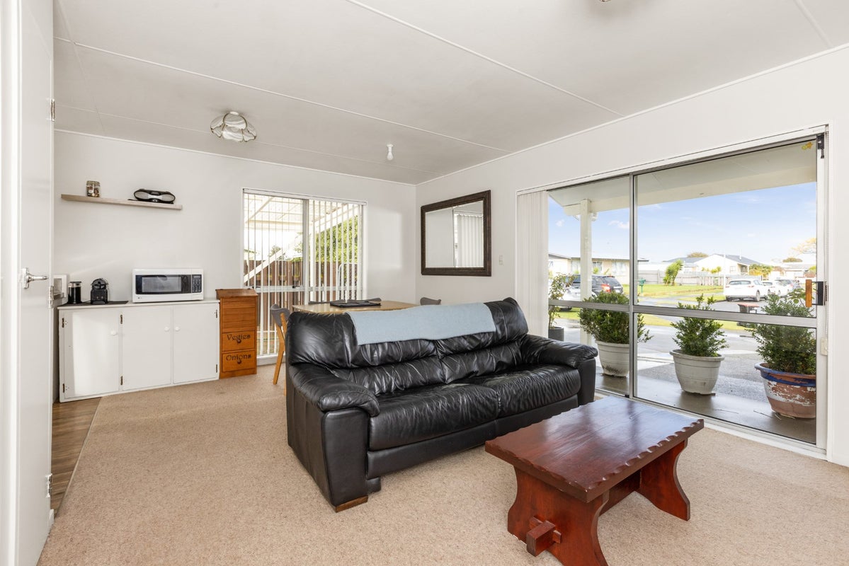 11 TAIT DR, GREENMEADOWS, NAPIER - Carousel 2