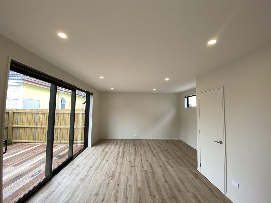 97C Poulson Street, Addington, Christchurch - Carousel 2