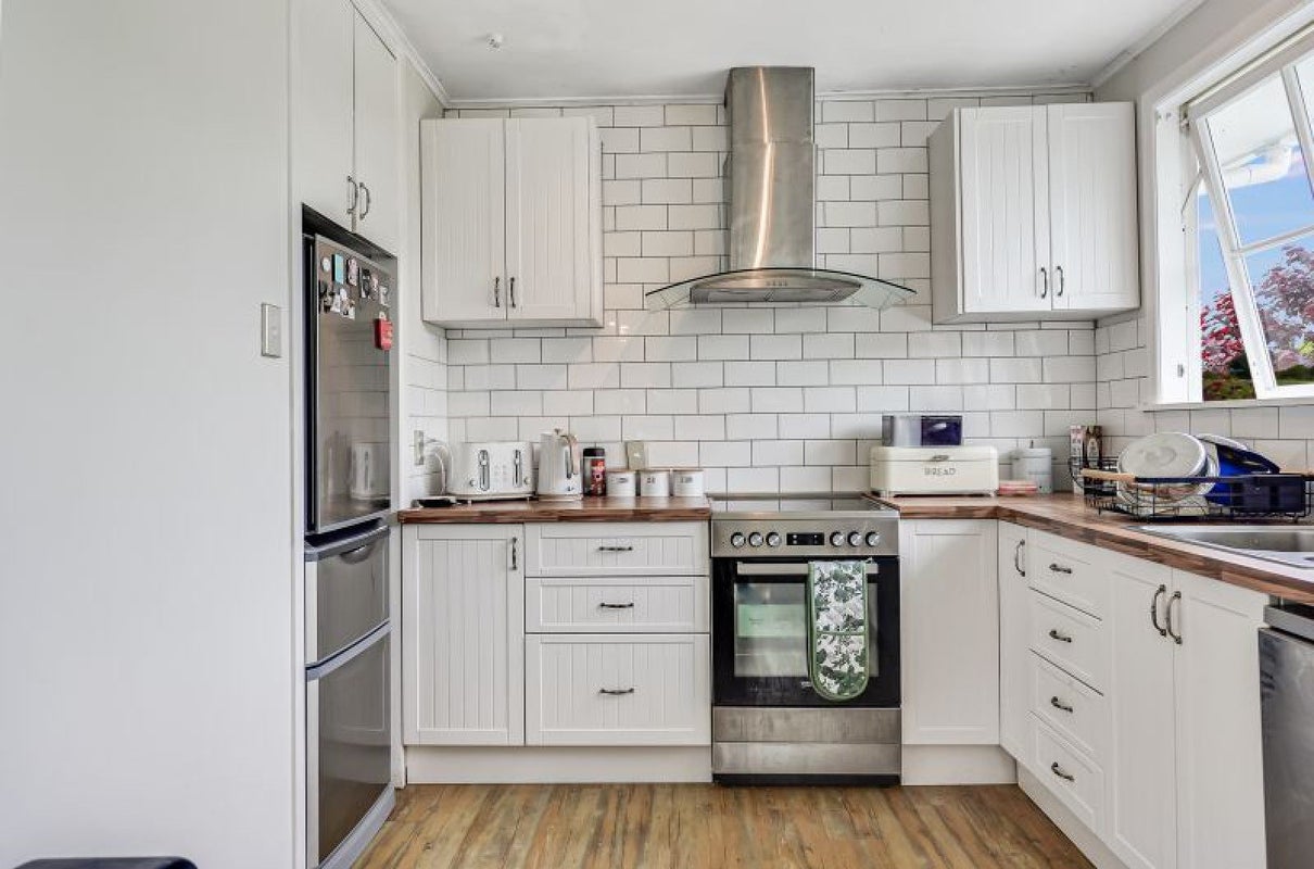 73 Morrow Avenue, St Andrews, Hamilton - Carousel 2
