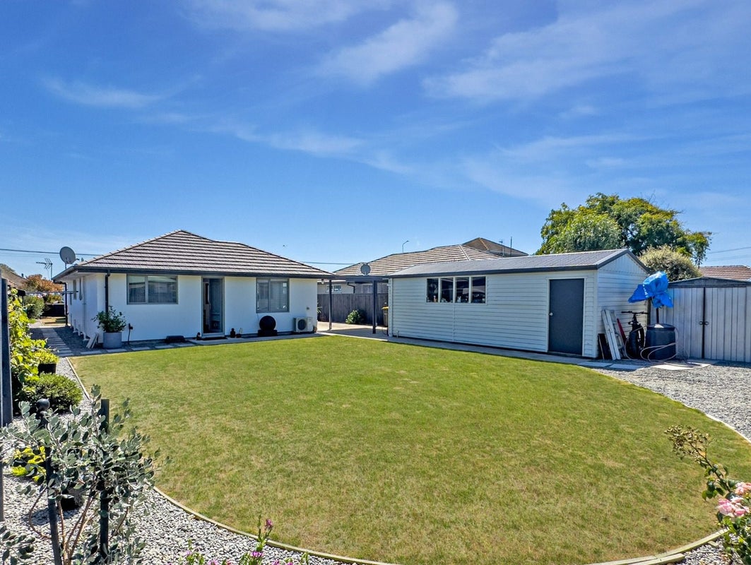 39 Vivian Street, Burwood, Christchurch - Carousel 1