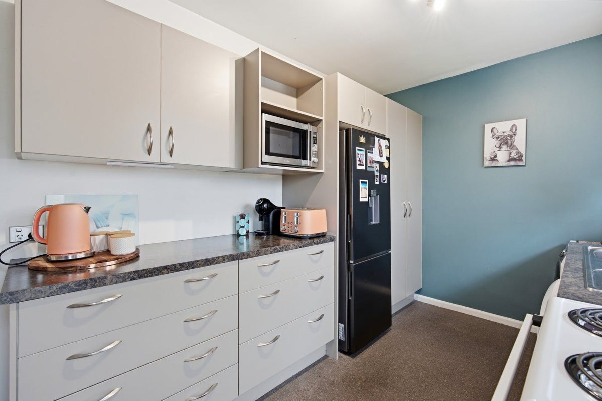3/89 Hills Road, Edgeware, Christchurch - Carousel 2
