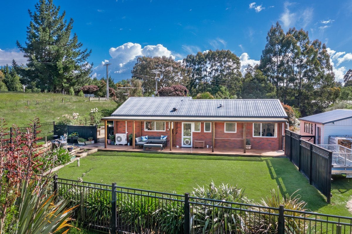 47 Big Stone Road, Brighton, Dunedin - Carousel 45