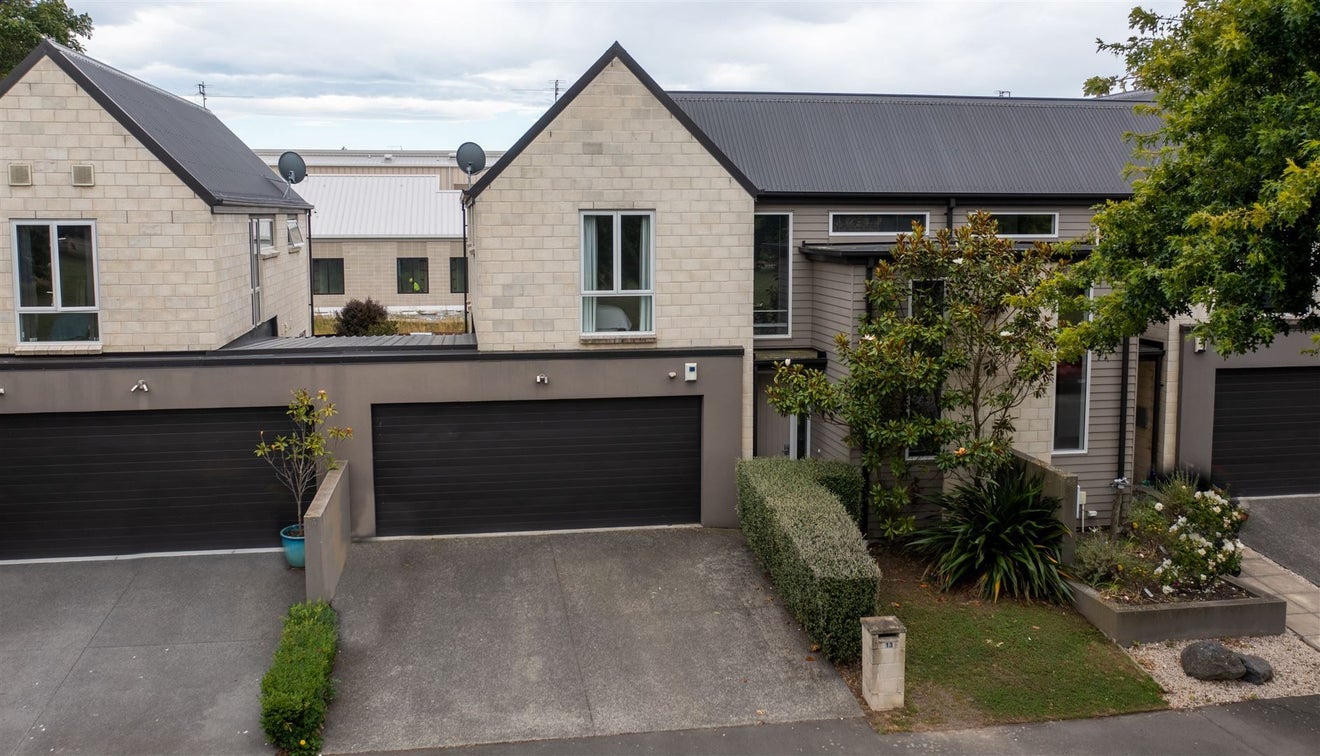 13 Pavilion Crescent, Hillmorton, Christchurch - Carousel 1