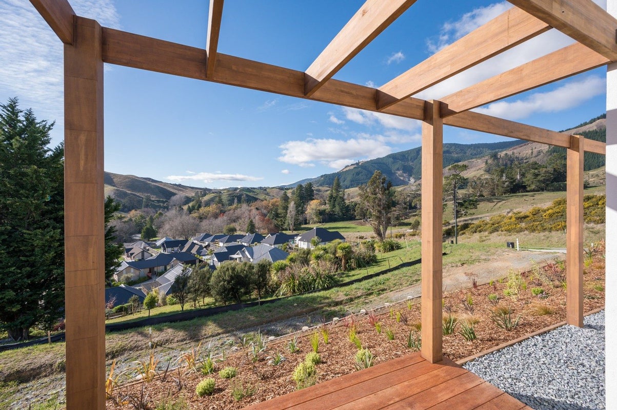2A Hill Tops Way, Stoke, Nelson - Carousel 1