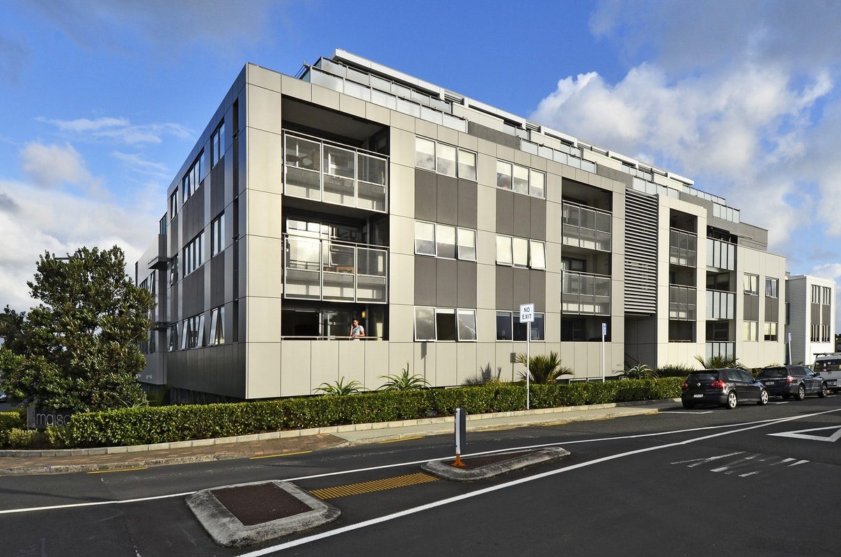 403/16 Huron Street, Takapuna, Auckland - Carousel 2