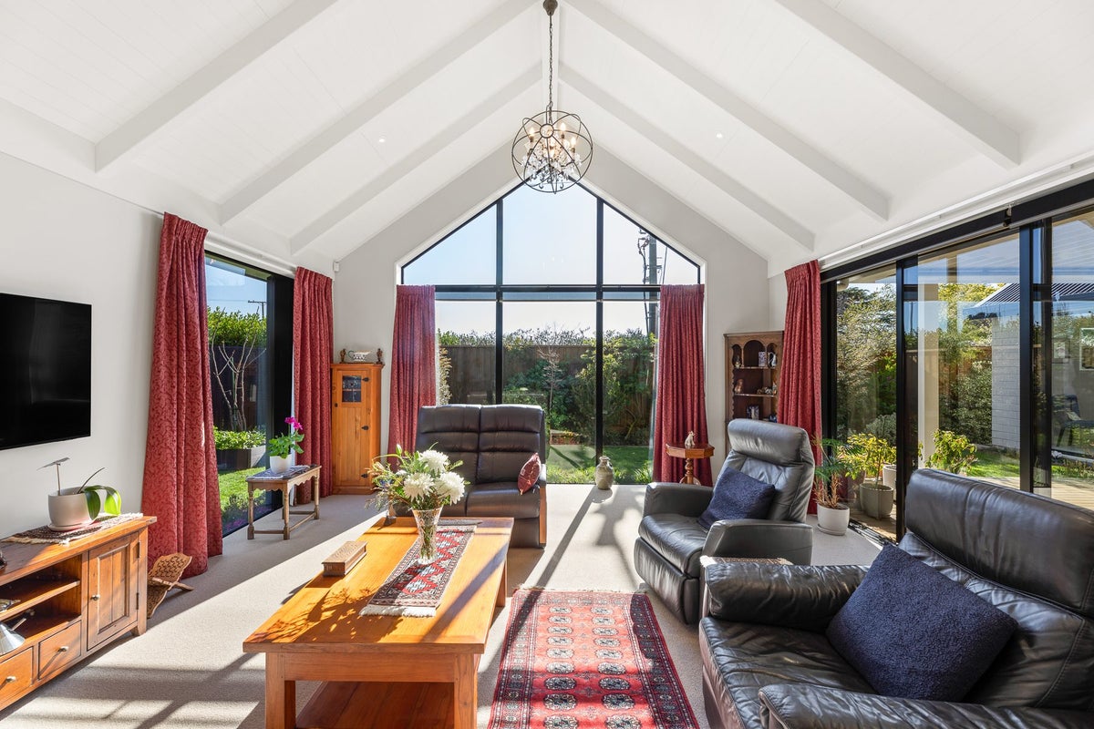 1 Corsair Crescent, Burleigh, Blenheim - Carousel 1