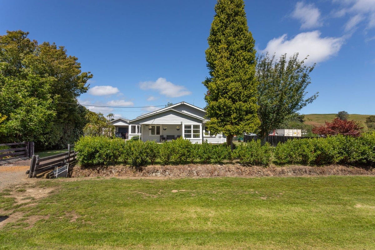 0 Carr St, Ormondville - Carousel 1