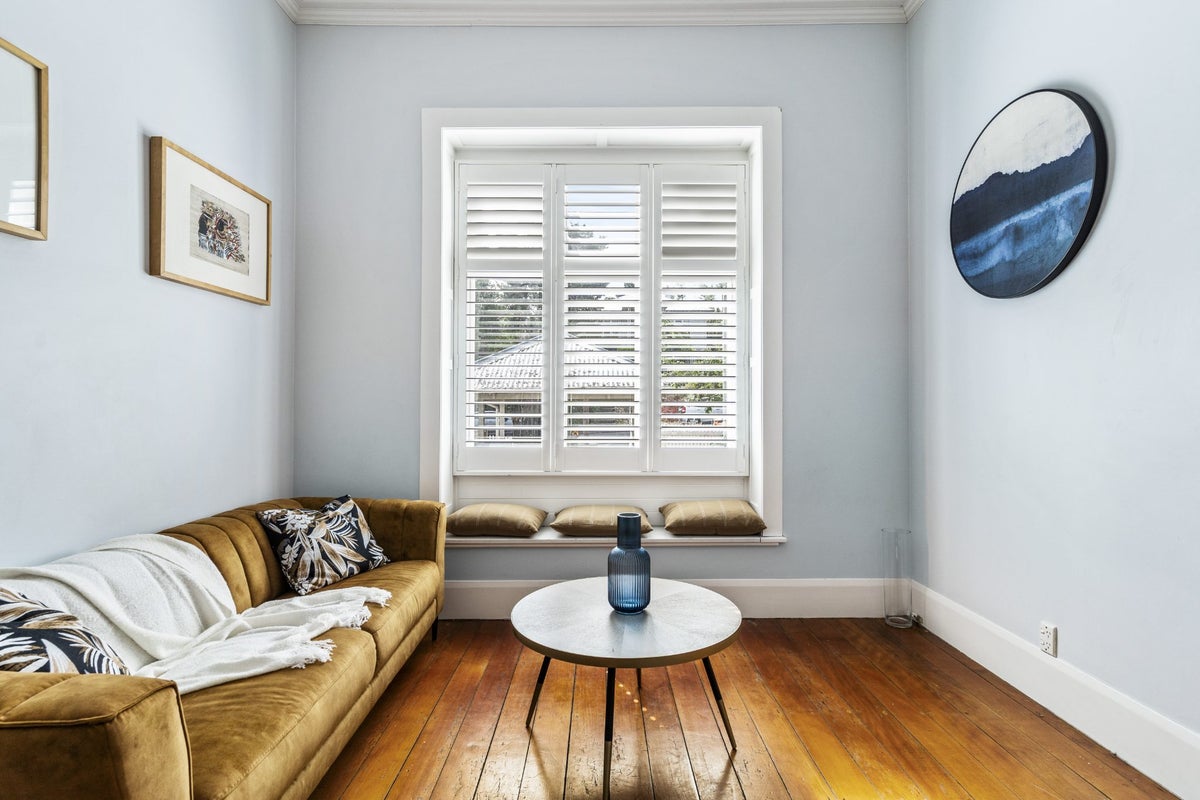 3 Cautley Street, Stanley Point, Auckland - Carousel 2
