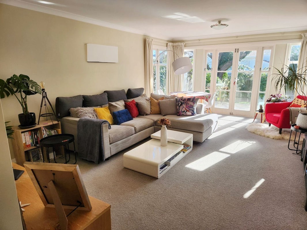 45 Queen Street, Mount Victoria, Wellington - Carousel 2
