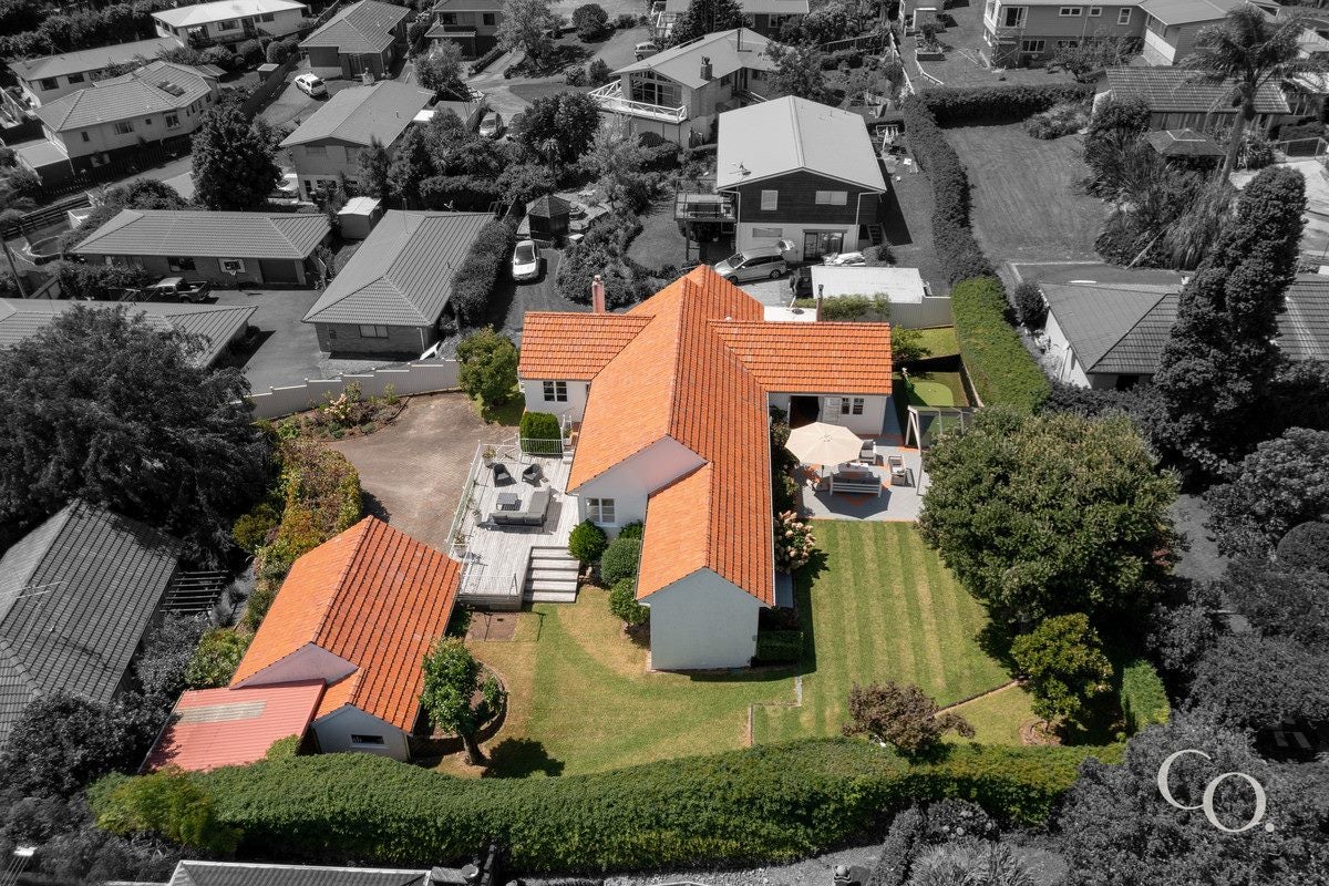 15 Otumoetai Road, Judea, Tauranga - Carousel 2