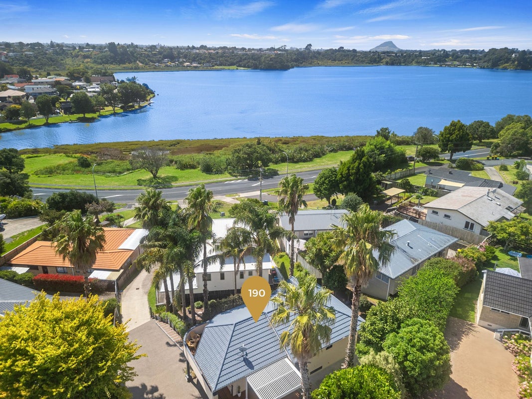 190 Welcome Bay Road, Welcome Bay, Tauranga - Carousel 2