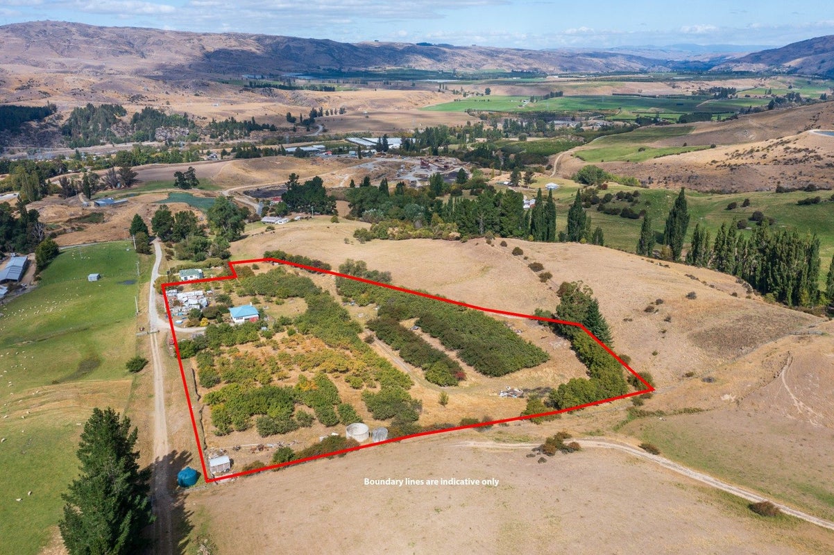 25 Campbells Track, Lake Roxburgh Village, Roxburgh - Carousel 24