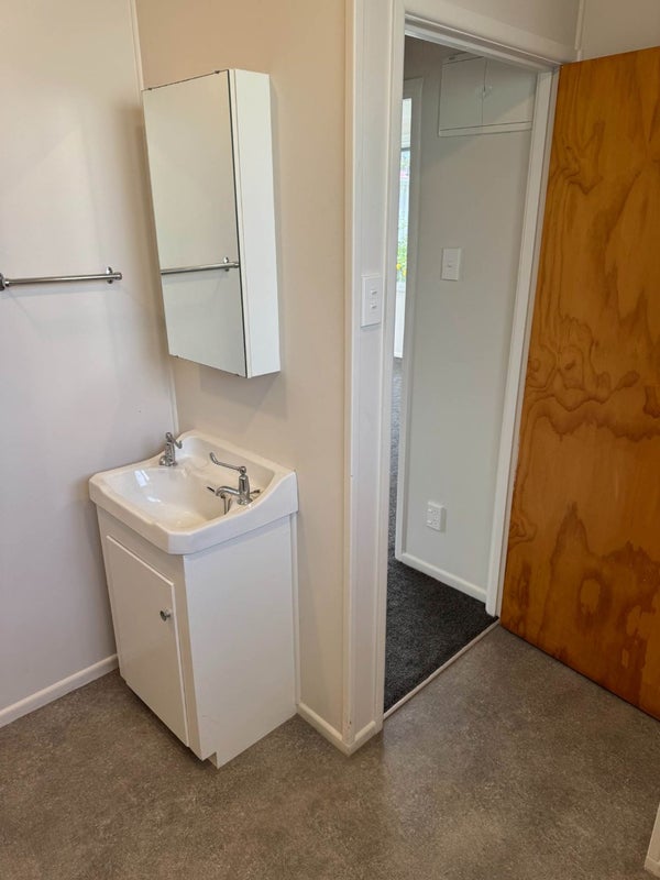 13/24 Bardia Street, Belmont, Auckland - Carousel 14