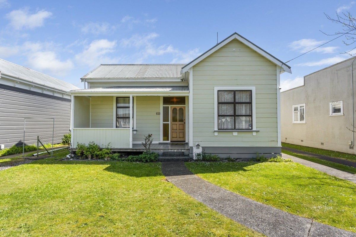 20 Seddon Street, Aramoho, Whanganui - Carousel 1