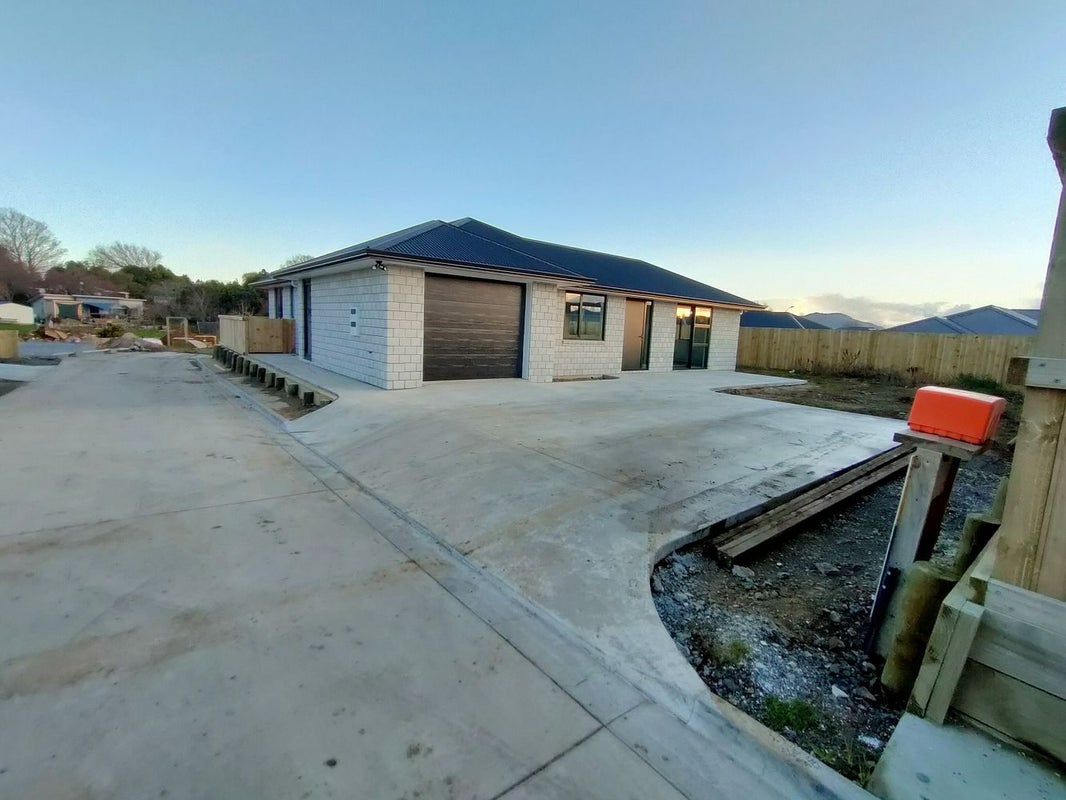 25A Acacia Avenue, Kihikihi, Te Awamutu - Carousel 1