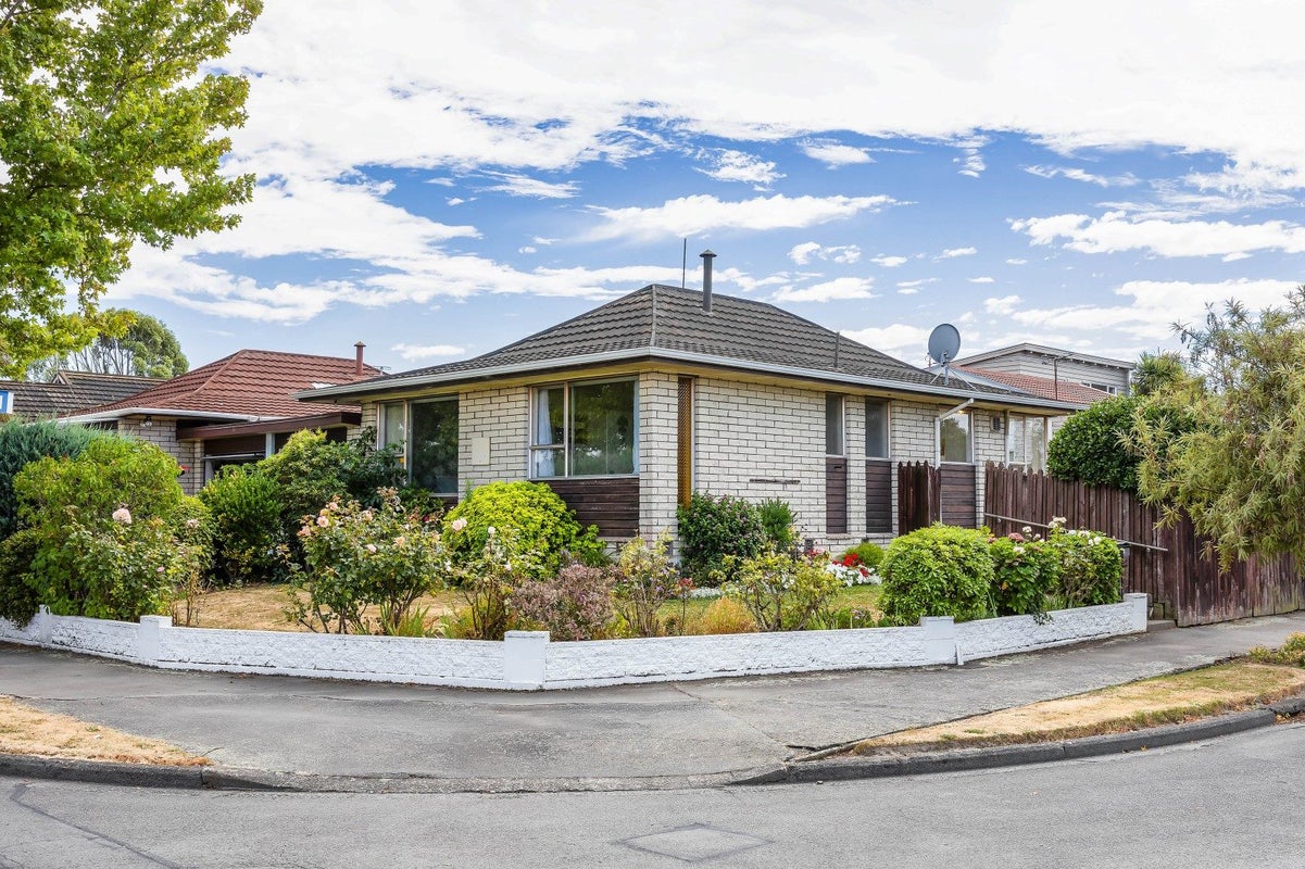 1 Omega Place, Casebrook, Christchurch - Carousel 1